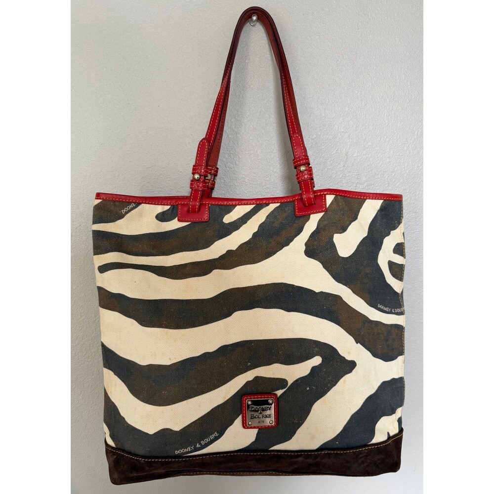 Dooney & Bourke Shoulder Bag